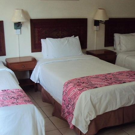 Seapark Condotel Hotel Κότα Κιναμπαλού Δωμάτιο φωτογραφία